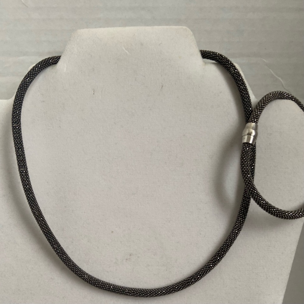 Italy 925 silver black link mesh diamond cut necklace and bracelet set. Used.
